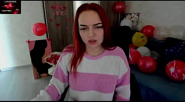 Snapshot of Stella__Cox chatting on February 17, 9:24 am Stella Cox online show from February 17, 9:24 am