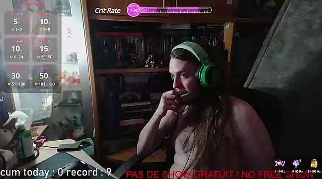 Snapshot of nicolasdumand21 chatting on February 6, 9:49 pm nicolasdumand21 online show from February 6, 9:49 pm