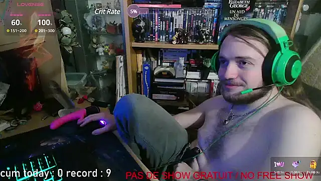 Snapshot of nicolasdumand21 chatting on February 10, 8:31 pm nicolasdumand21 online show from February 10, 8:31 pm