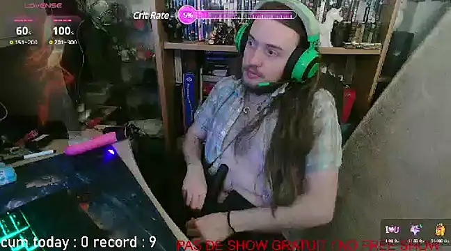 Snapshot of nicolasdumand21 chatting on February 18, 7:52 pm nicolasdumand21 online show from February 18, 7:52 pm