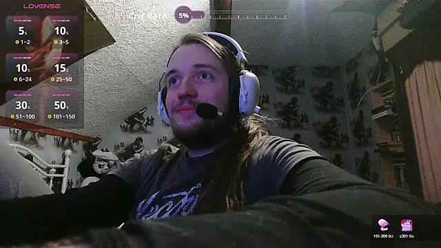 Snapshot of nicolasdumand21 chatting on January 5, 8:23 pm nicolasdumand21 online show from January 5, 8:23 pm