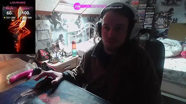 Snapshot of nicolasdumand21 chatting on March 29, 11:10 am nicolasdumand21 online show from March 29, 11:10 am