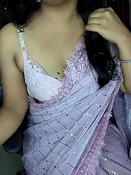 Snapshot of Tanvi-patil chatting on January 7, 5:09 pm Tanvi-patil online show from January 7, 5:09 pm