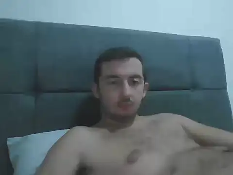 laynufff online show from October 17, 5:04 pm