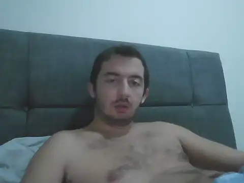 laynufff online show from November 14, 5:00 pm