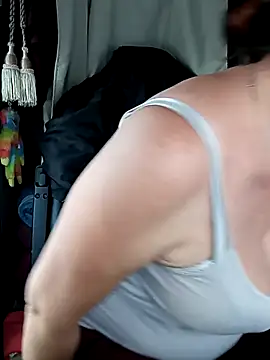 cuplubijoanna online show from November 21, 7:40 am