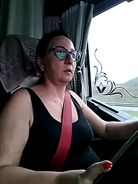 cuplubijoanna online show from December 17, 8:20 am