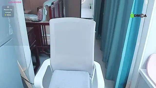 Snapshot of palzkybi123 chatting on January 6, 2:48 am palzkybi123 online show from January 6, 2:48 am