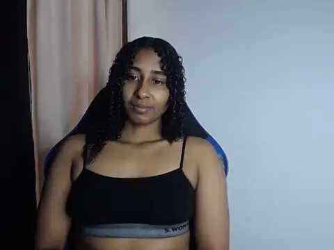 yohatinelly07 online show from June 6, 10:03 pm