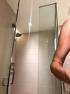 JuicyFruits93 online show from January 14, 6:52 am