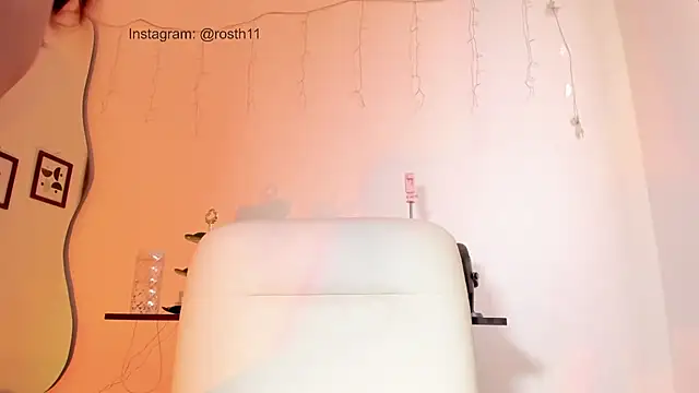 rossth1 online show from February 4, 10:34 pm