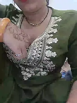 Snapshot of Simaran_bhabhi chatting on July 14, 4:23 pm Simaran bhabhi online show from July 14, 4:23 pm