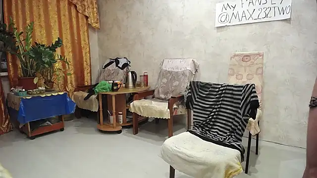 Max 2322 online show from January 22, 9:54 pm