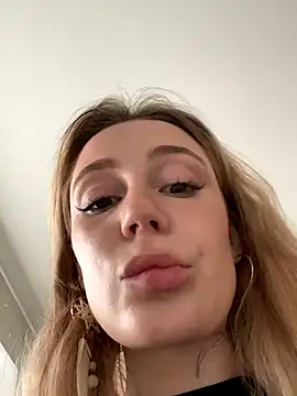 meanexx online show from November 5, 10:26 am