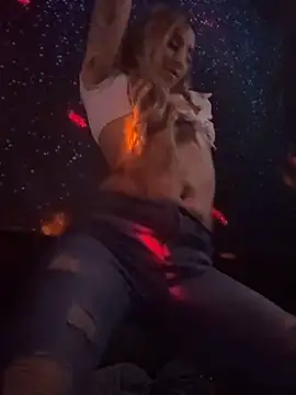 Shuggabutt online show from February 10, 7:04 am