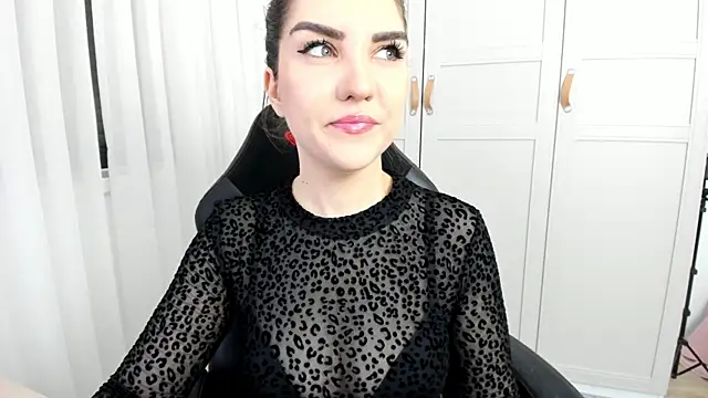 Snapshot of EnygmaVane chatting on February 26, 4:25 am EnygmaVane online show from February 26, 4:25 am