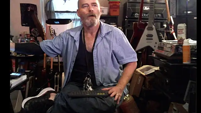 SirGarMack online show from July 15, 4:56 pm