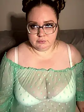 Snapshot of Chloe_WS chatting on December 3, 4:58 am Chloe WS online show from December 3, 4:58 am