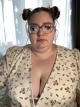 Snapshot of Chloe_WS chatting on January 6, 7:09 am Chloe WS online show from January 6, 7:09 am