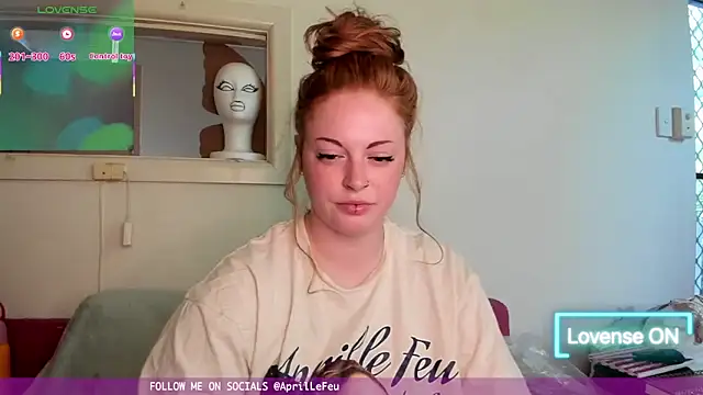 aaprill online show from December 18, 8:20 am