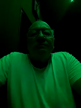 Snapshot of biggandybig chatting on October 22, 1:55 pm biggandybig online show from October 22, 1:55 pm