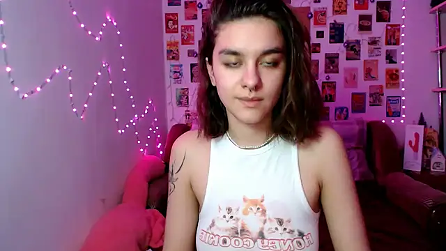 Snapshot of Celine_Dionn chatting on January 11, 2:47 pm Celine Dionn online show from January 11, 2:47 pm