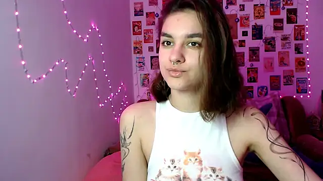 Snapshot of Celine_Dionn chatting on January 23, 10:32 am Celine Dionn online show from January 23, 10:32 am