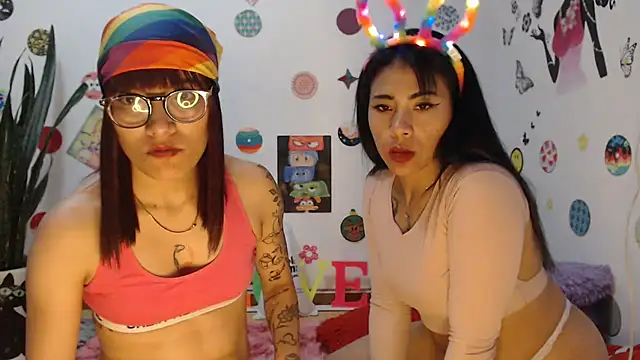 Snapshot of Yaumiko chatting on December 30, 11:06 pm Yaumiko online show from December 30, 11:06 pm