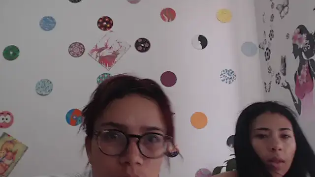 Snapshot of Yaumiko chatting on January 8, 1:52 pm Yaumiko online show from January 8, 1:52 pm