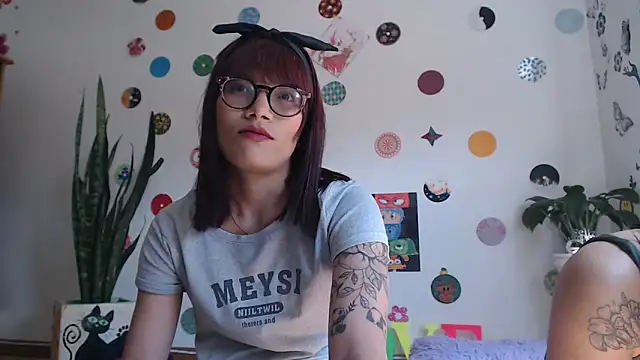 Snapshot of Yaumiko chatting on January 16, 3:46 pm Yaumiko online show from January 16, 3:46 pm