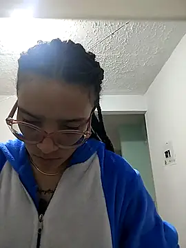 Yaumiko online show from April 16, 11:11 am