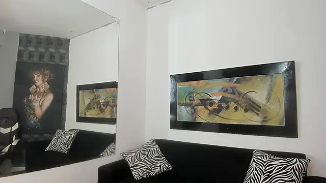 Snapshot of Loremhotsex chatting on September 16, 7:37 pm Loremhotsex online show from September 16, 7:37 pm