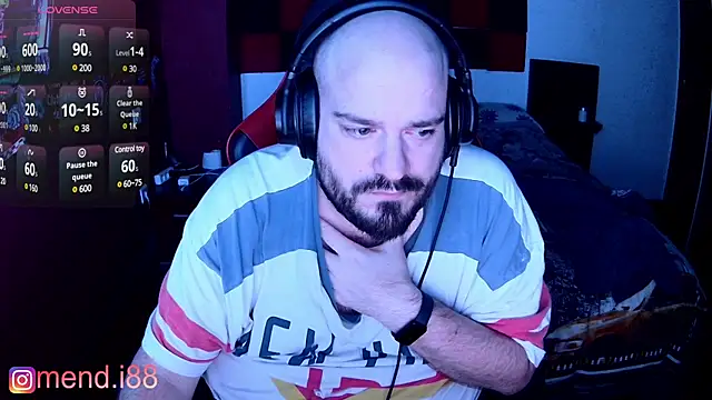 menditeta1 online show from January 24, 12:31 am