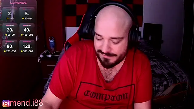 menditeta1 online show from March 9, 1:04 am