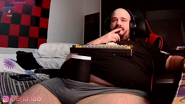 menditeta1 online show from March 12, 5:35 am