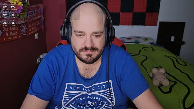 menditeta1 online show from April 14, 9:54 pm