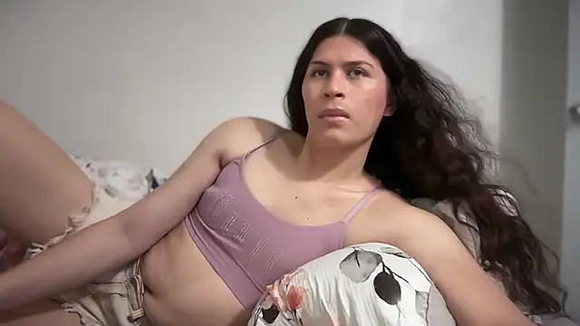 JaxcyVelez online show from July 5, 8:38 pm