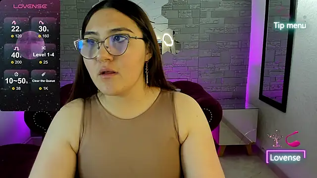 conniejames m online show from December 4, 12:25 pm