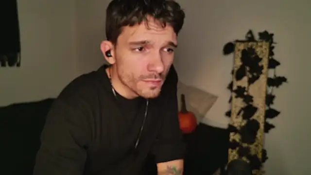 JackDesFeux online show from October 26, 6:41 am