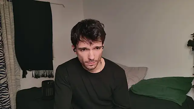 JackDesFeux online show from December 5, 12:30 am