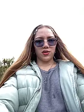 melody-dy online show from March 20, 9:35 pm