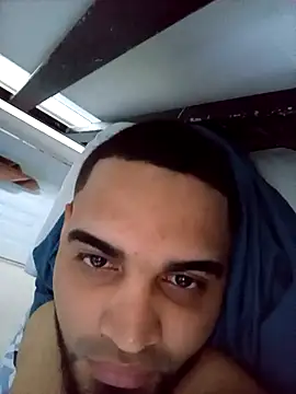 Snapshot of luismanuel_1998 chatting on November 2, 2:41 pm luismanuel 1998 online show from November 2, 2:41 pm