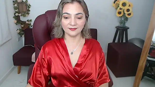 ana milf online show from May 17, 1:29 pm