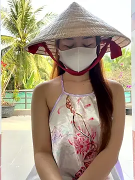 Snapshot of BabyThree_ chatting on January 8, 8:38 am BabyThree online show from January 8, 8:38 am