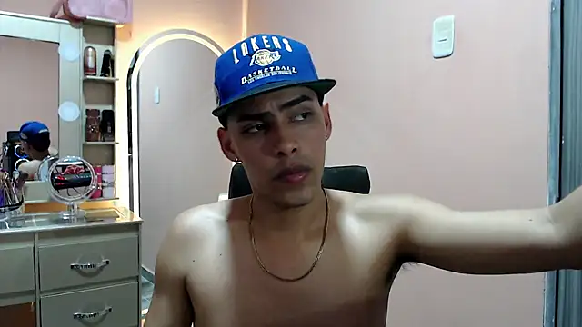 TenderBoyBigCock  online show from November 26, 4:35 am