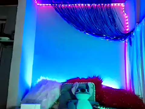 Tomas Tylor online show from December 12, 11:14 pm