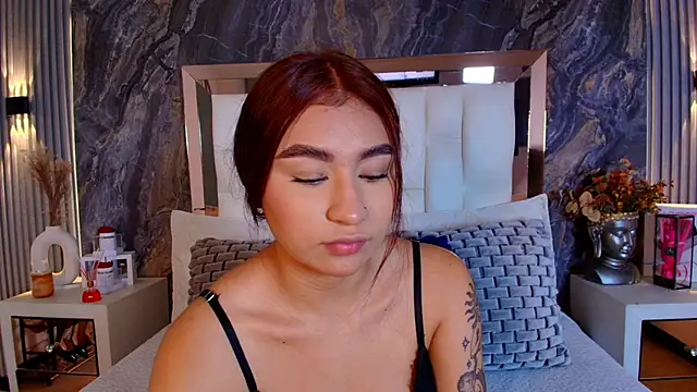 Zayda 1 online show from December 2, 3:51 pm