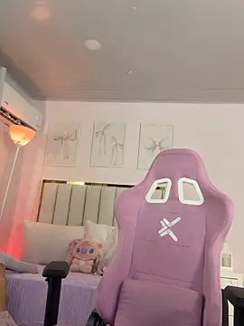 Cristall Bunny online show from October 24, 12:41 am