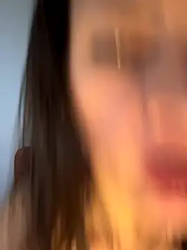 Snapshot of Yulia_sx chatting on October 17, 12:14 am Yulia sx online show from October 17, 12:14 am