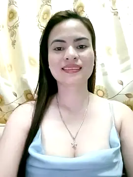 NgocQuyen2K online show from February 19, 1:51 am